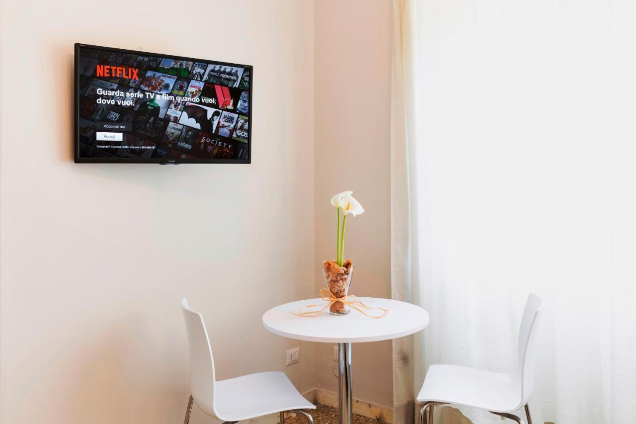 Roma Talenti Fucini B&B Bagian luar foto